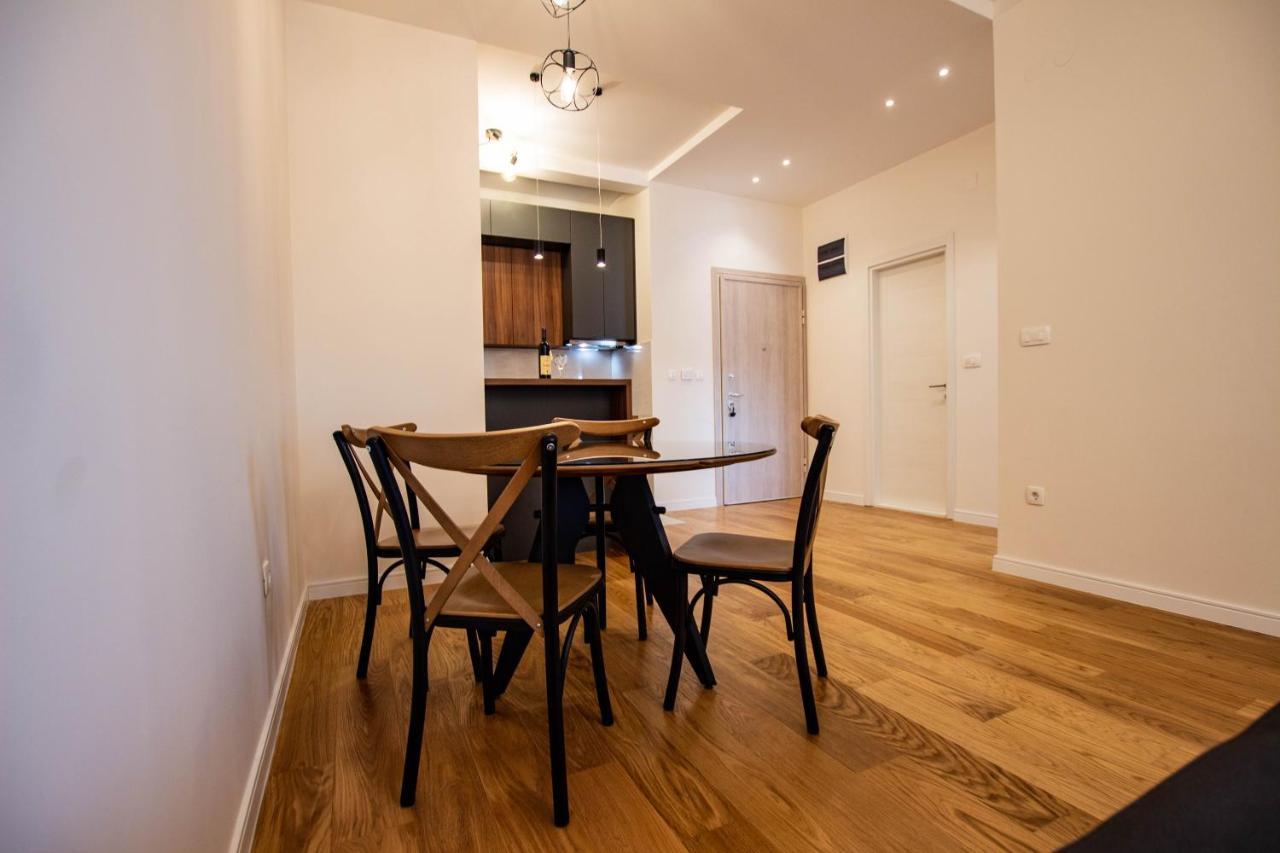 Follow The Sun - 4 Person Apartment Бар Экстерьер фото