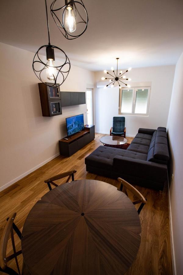 Follow The Sun - 4 Person Apartment Бар Экстерьер фото