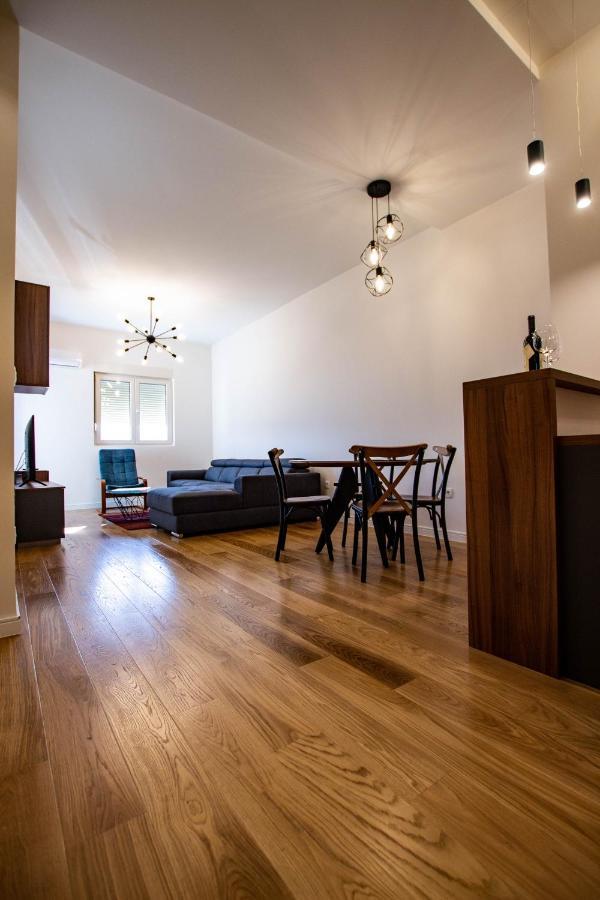 Follow The Sun - 4 Person Apartment Бар Экстерьер фото