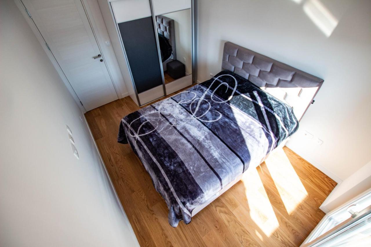 Follow The Sun - 4 Person Apartment Бар Экстерьер фото
