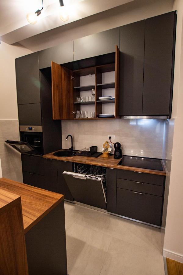 Follow The Sun - 4 Person Apartment Бар Экстерьер фото